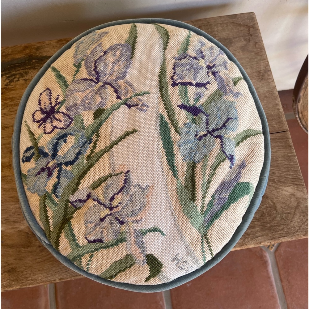 NEEDLEPOINT IRIS PILLOW Rare Round Vtg Lt Blue Velvet Butterfly Zip 13” Around